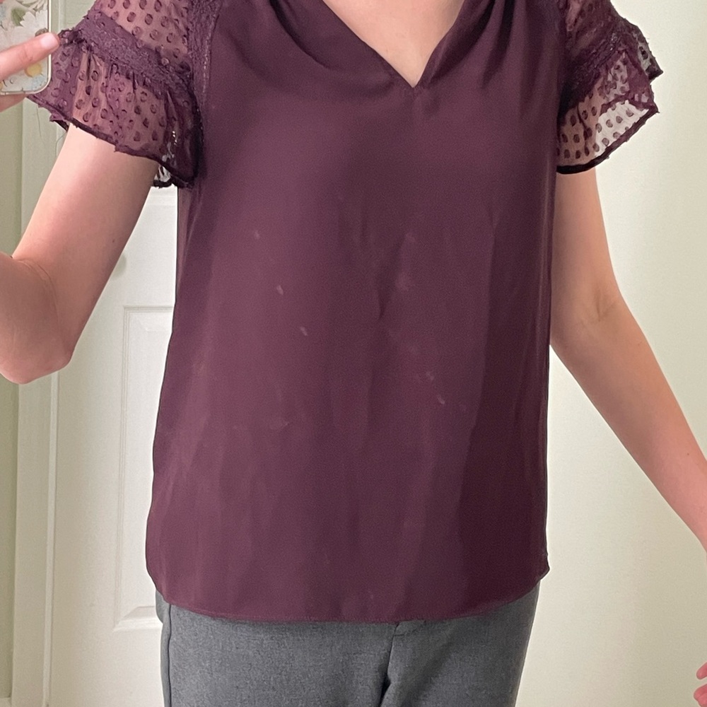 Express Ruffled Short Sleeve Blouse - Picture 3 of 4